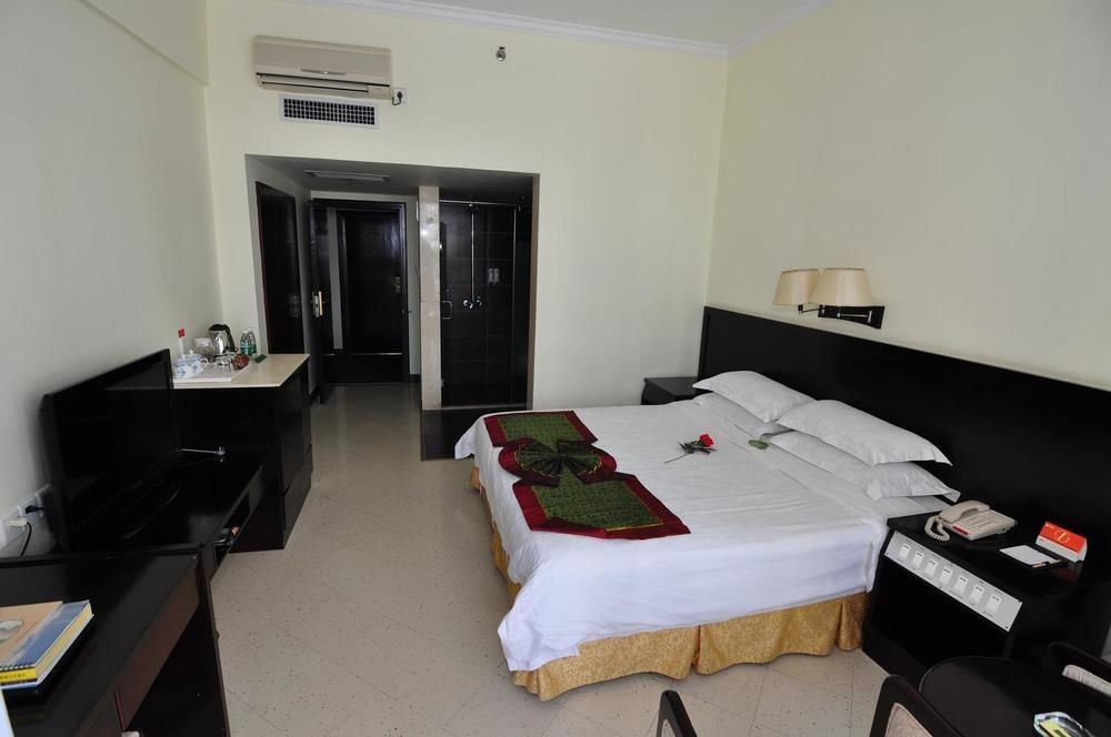Sanya Jingwei Hotel - Sanya Bagian luar foto
